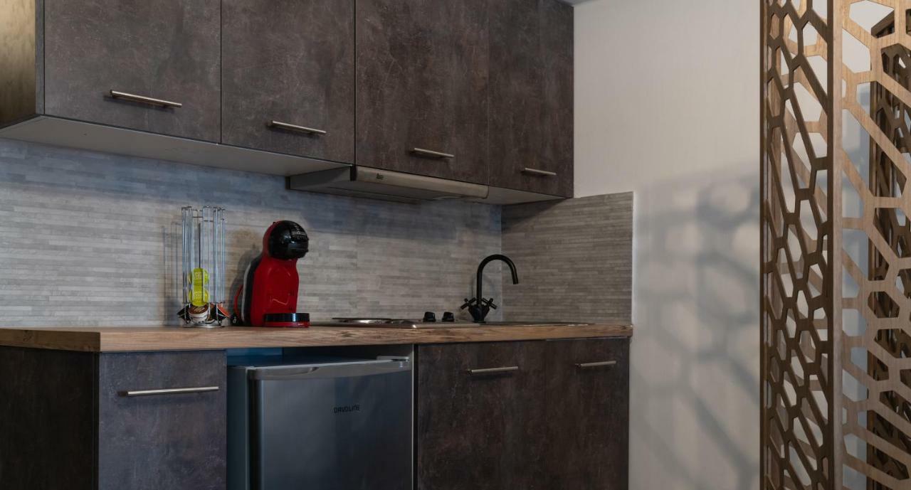 Superb Industrial Style Lodge Heart Of 아테네 외부 사진