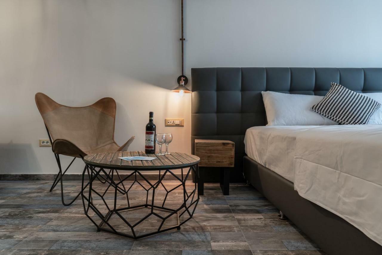 Superb Industrial Style Lodge Heart Of 아테네 외부 사진