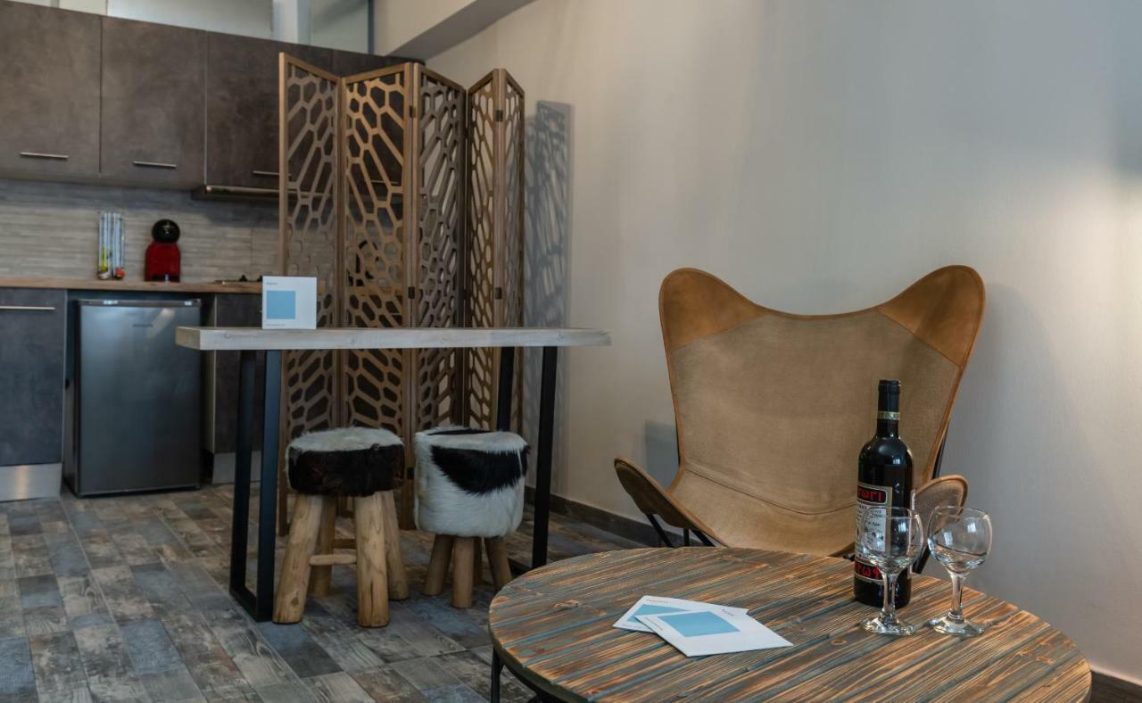Superb Industrial Style Lodge Heart Of 아테네 외부 사진