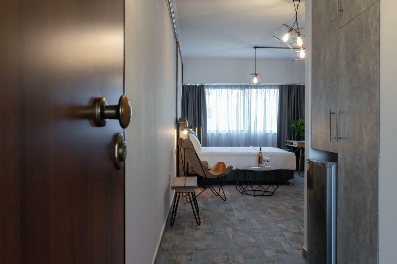 Superb Industrial Style Lodge Heart Of 아테네 외부 사진